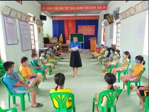 anh bia hoc bơi.png