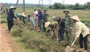 UBND xã Phượng Nghi triển khai công văn rà soát tuyến rãnh dọc đường giao thông cần nạo vét, khơi thông dòng chảy và cạp lề đường