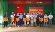 Xã Phượng Nghi tổ chức giải Bóng chuyền Công-Nông-Binh chào mừng Lễ công bố quyết định xã đạt chuẩn Nông thôn mới.